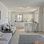Brand New House, 15 Min Away From Rovinj Dom wakacyjny Pifari
