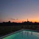 Dom wakacyjny Brand New House, 15 Min Away From Rovinj *