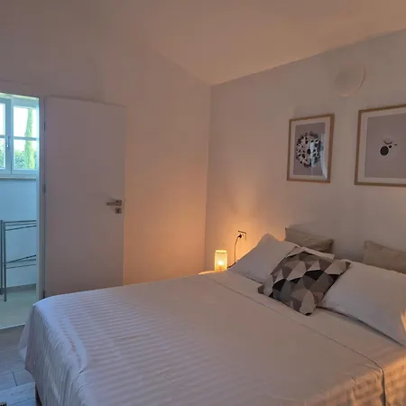 Brand New House, 15 Min Away From Rovinj * Pifari