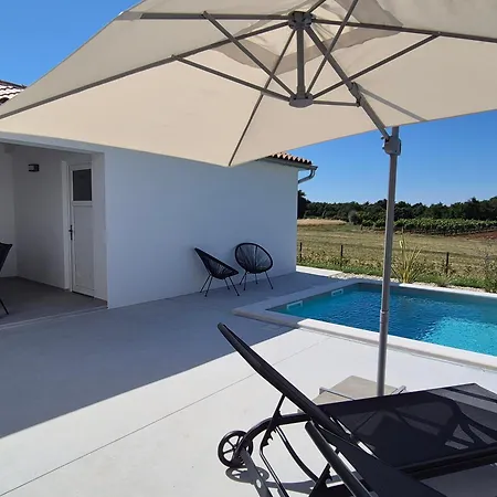 Brand New House, 15 Min Away From Rovinj